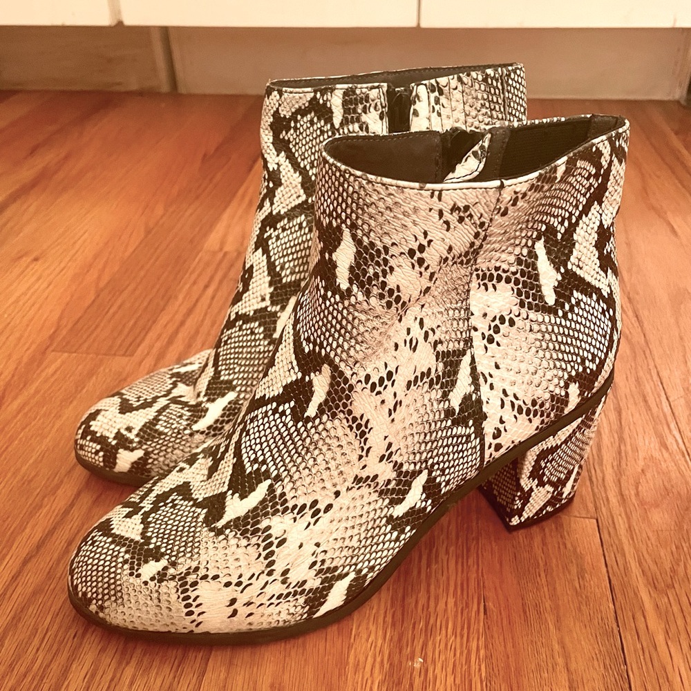 Seychelle snakeskin booties